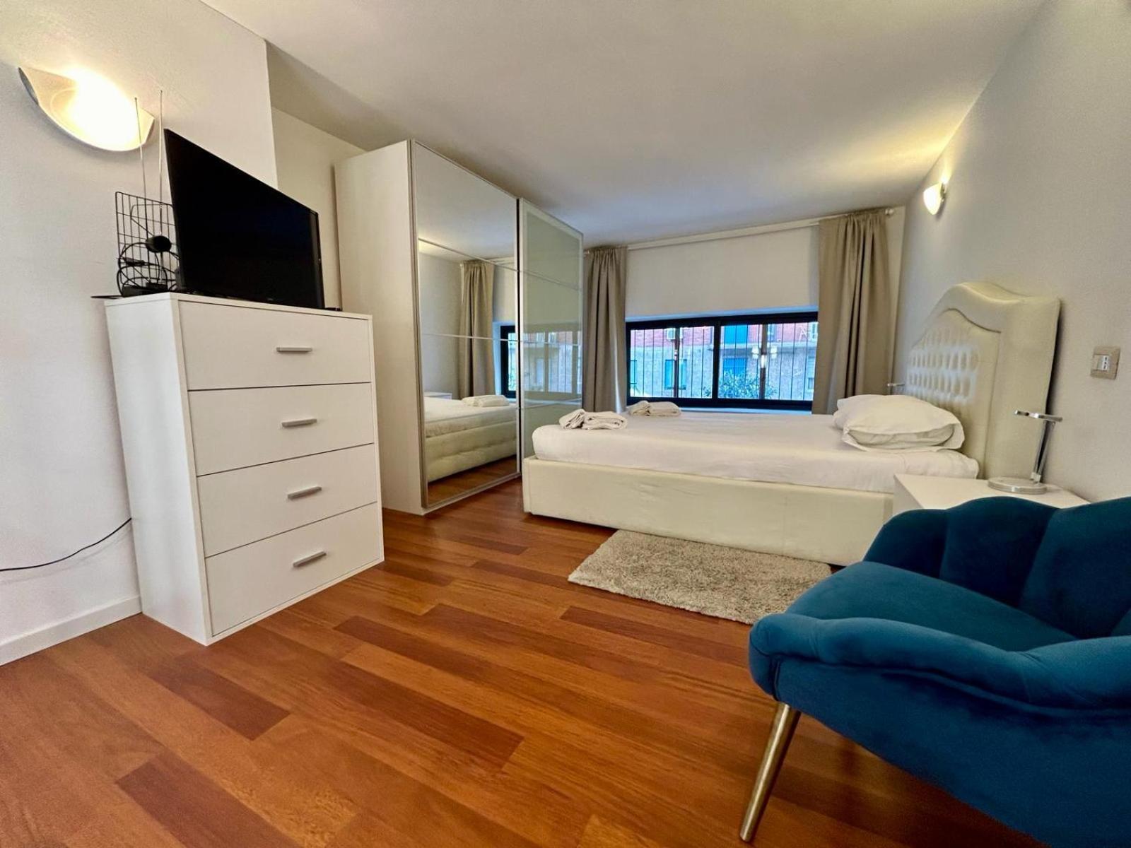 Kibilu - Via Tolmezzo - Ospedale San Raffaele - Stazione Di Lambrate Lägenhet Milano Exteriör bild
