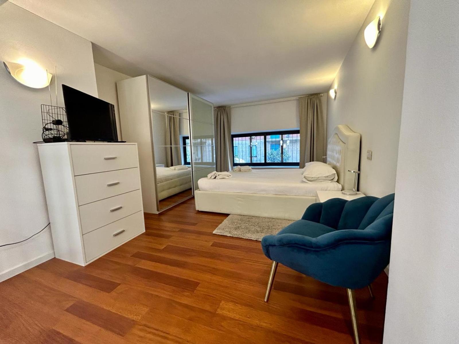 Kibilu - Via Tolmezzo - Ospedale San Raffaele - Stazione Di Lambrate Lägenhet Milano Exteriör bild